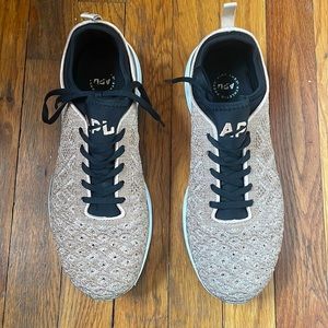 APL (Athletic Propulsion Labs) Women's TechLoom Phantom